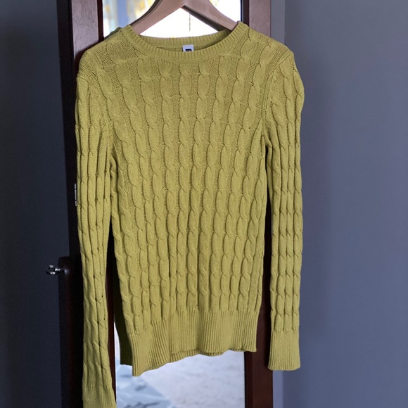 Lime green sweater - Picture 1 of 2